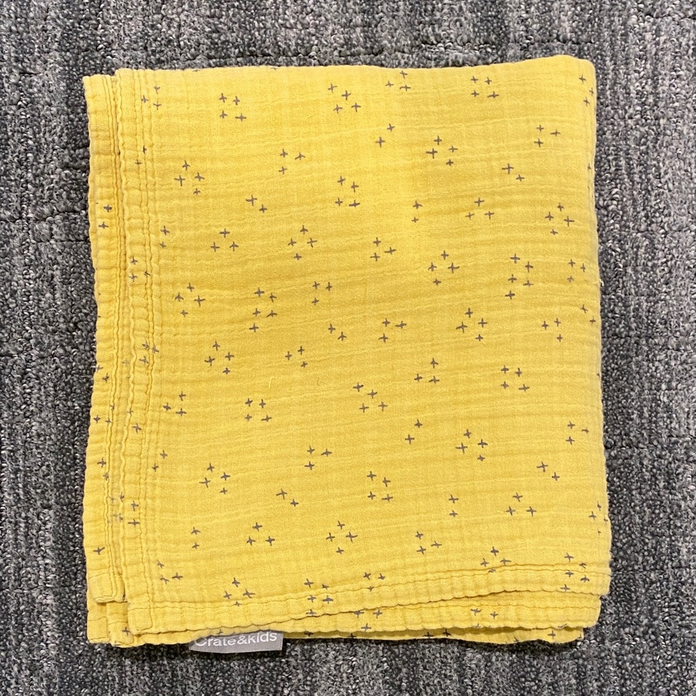 Crate&Kids Yellow Muslim Blanket